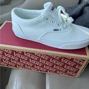 Women’s Vans NEVER worn